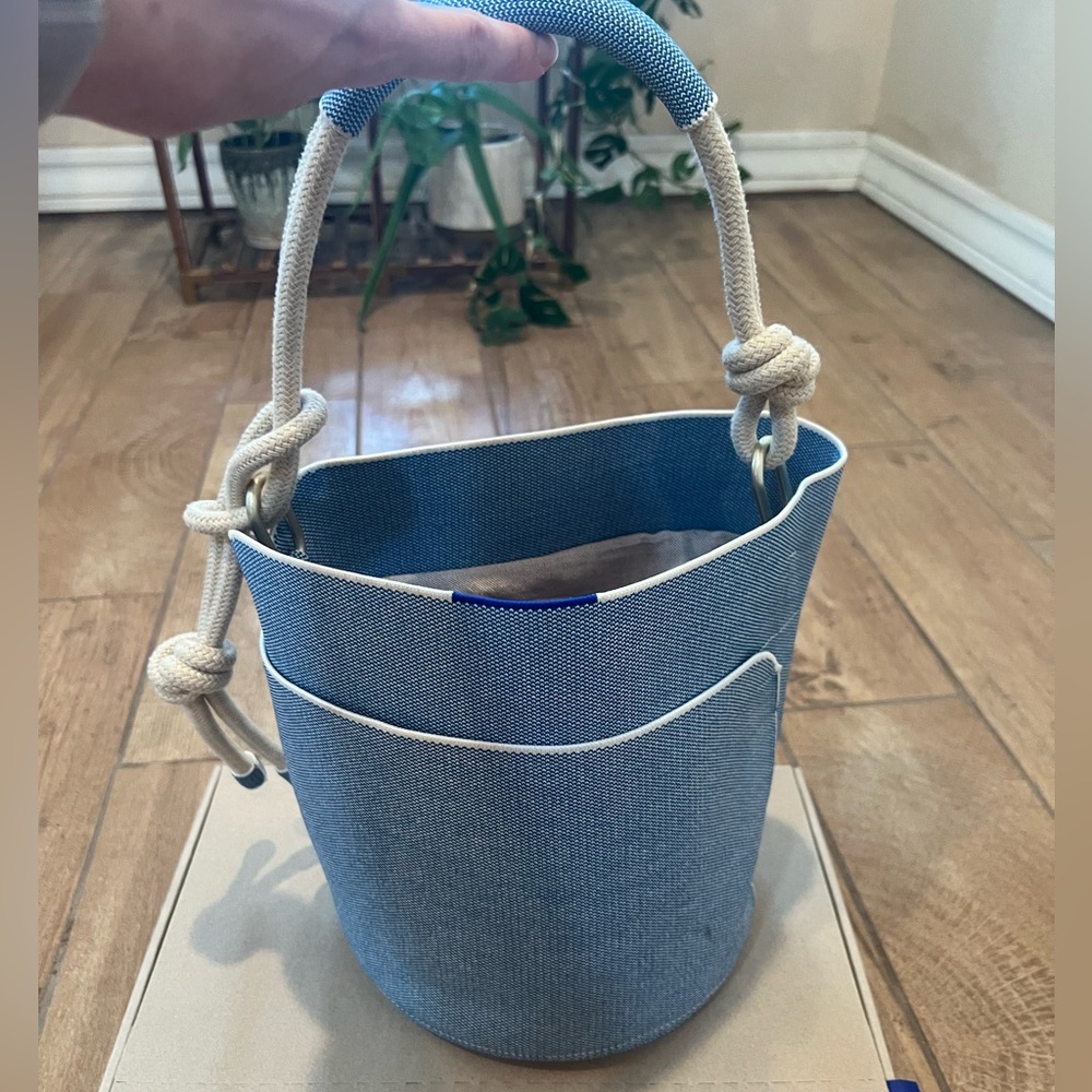 Rothy's The Pail Bag in Indigo Cloud Blue Great Condition